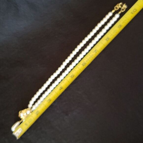 Lovely Vintage Faux Pearl / Goldtone Necklace - 18" - Picture 5 of 5